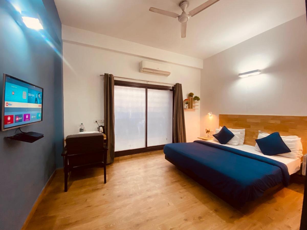 Divine Inn Couple Friendly Hotel Near Sector 51 Metro Station Noida Zewnętrze zdjęcie