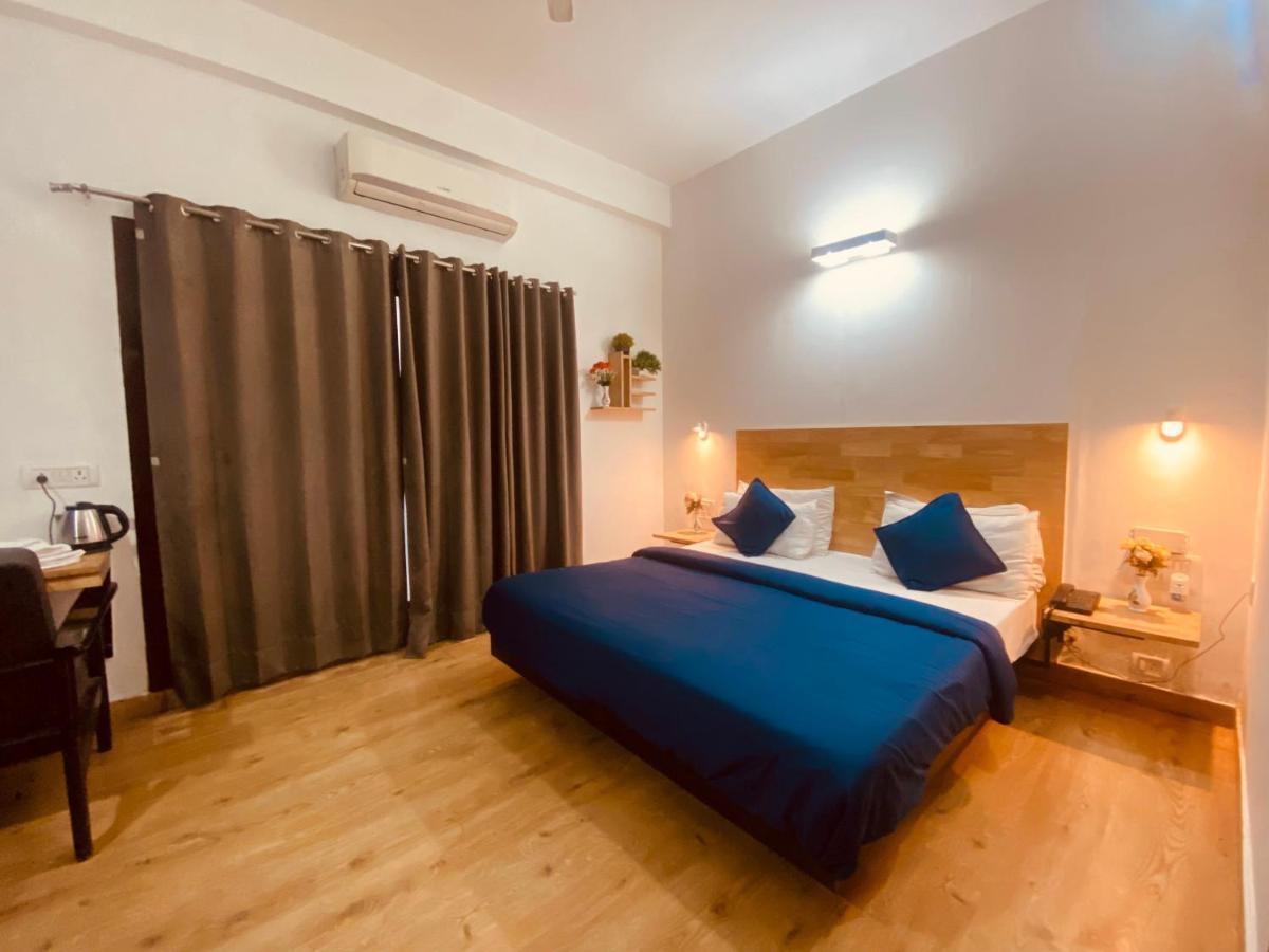 Divine Inn Couple Friendly Hotel Near Sector 51 Metro Station Noida Zewnętrze zdjęcie