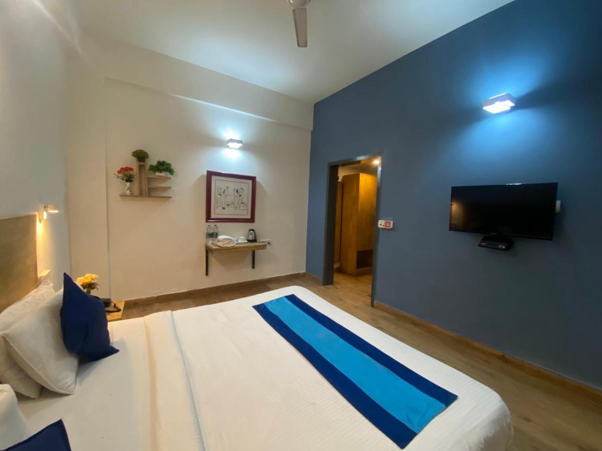 Divine Inn Couple Friendly Hotel Near Sector 51 Metro Station Noida Zewnętrze zdjęcie