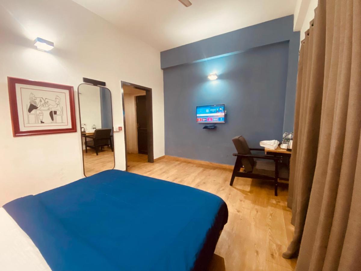 Divine Inn Couple Friendly Hotel Near Sector 51 Metro Station Noida Zewnętrze zdjęcie