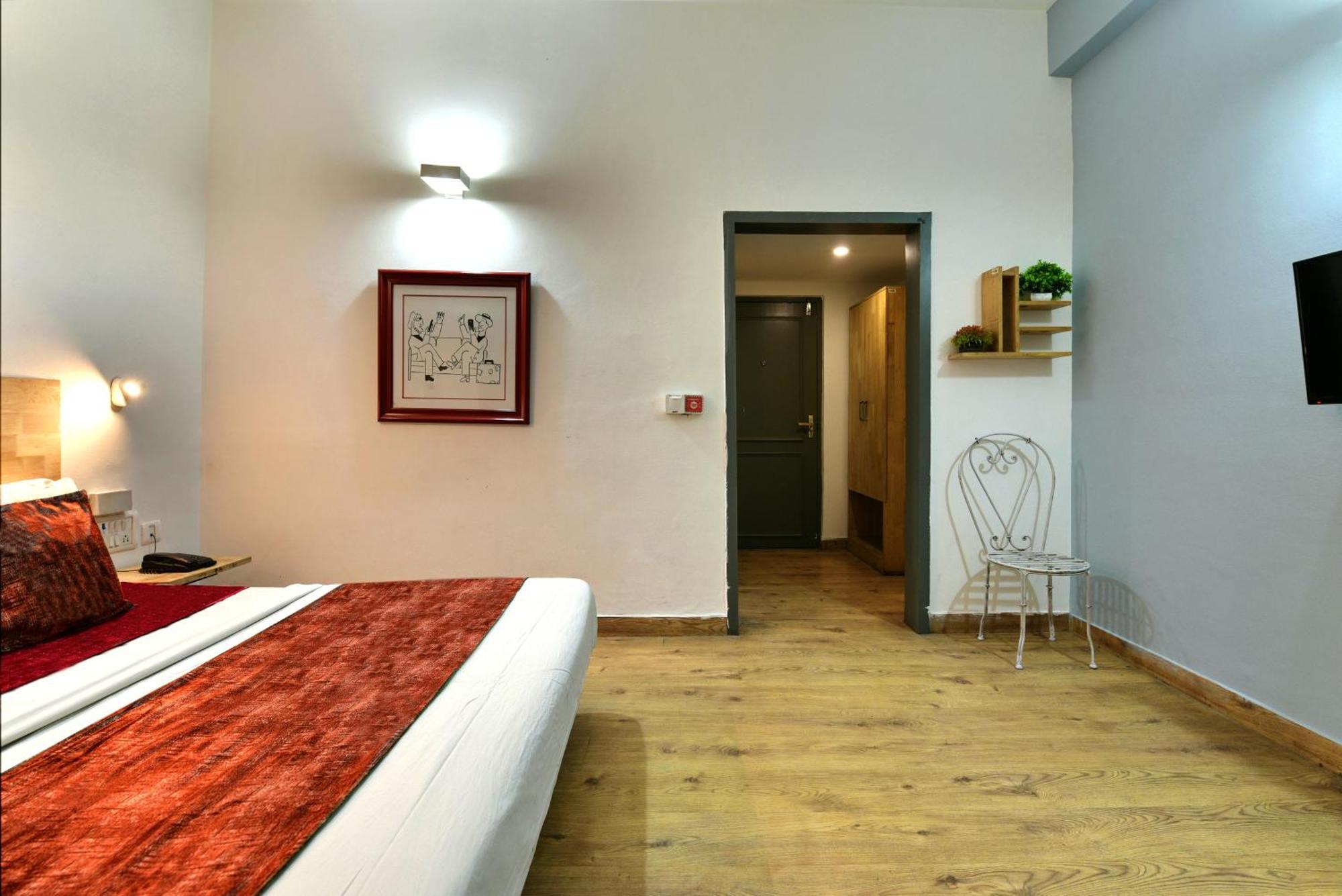 Divine Inn Couple Friendly Hotel Near Sector 51 Metro Station Noida Zewnętrze zdjęcie