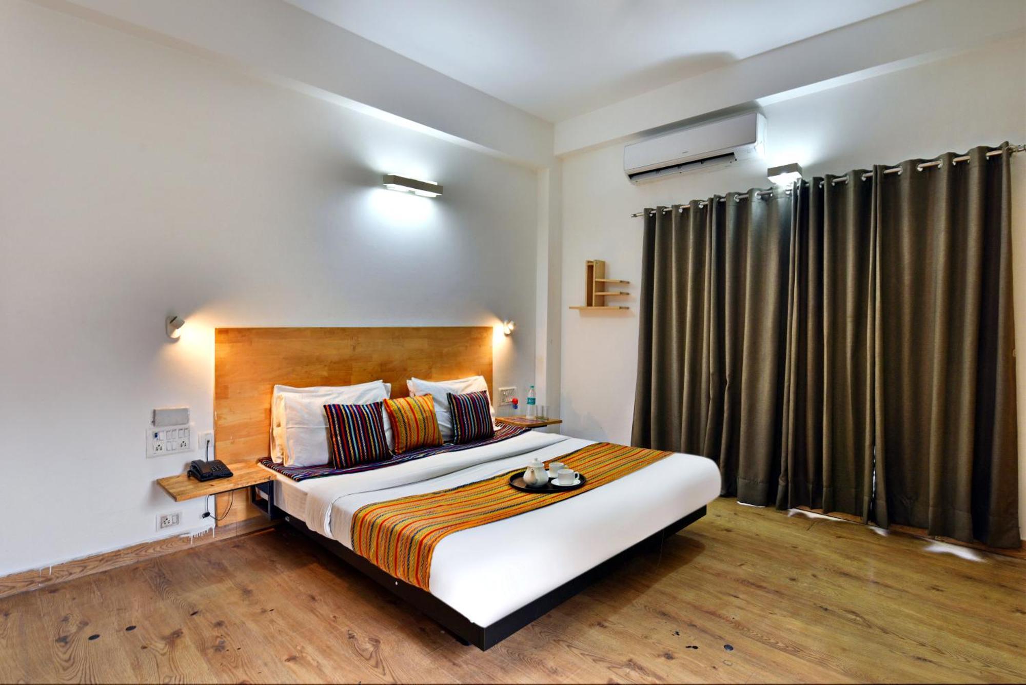 Divine Inn Couple Friendly Hotel Near Sector 51 Metro Station Noida Zewnętrze zdjęcie